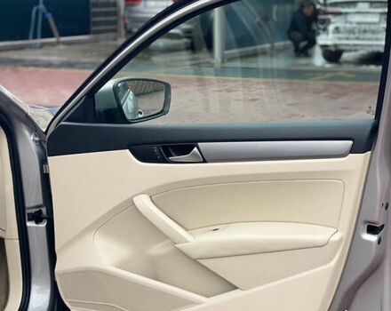 Серый Фольксваген Пассат, объемом двигателя 1.8 л и пробегом 165 тыс. км за 7999 $, фото 14 на Automoto.ua