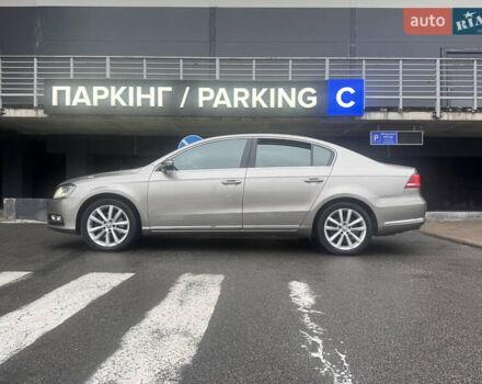 Серый Фольксваген Пассат, объемом двигателя 1.8 л и пробегом 145 тыс. км за 12990 $, фото 15 на Automoto.ua