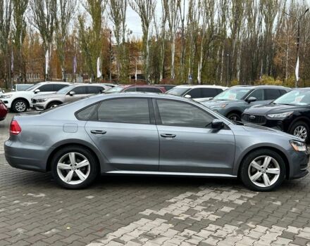 Фольксваген Пассат 2013 в Кривом Роге на Automoto.ua Серый Фольксваген Пассат, объемом двигателя 2.5 л и пробегом 185 тыс. км за 9400 $, фото 7 на Automoto.ua