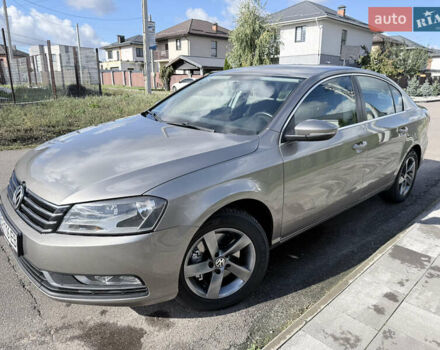 Серый Фольксваген Пассат, объемом двигателя 1.97 л и пробегом 247 тыс. км за 11500 $, фото 12 на Automoto.ua