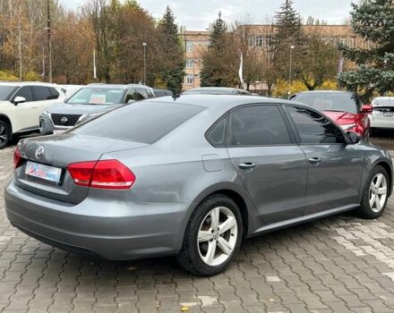 Фольксваген Пассат 2013 в Кривом Роге на Automoto.ua Серый Фольксваген Пассат, объемом двигателя 2.5 л и пробегом 185 тыс. км за 9400 $, фото 6 на Automoto.ua