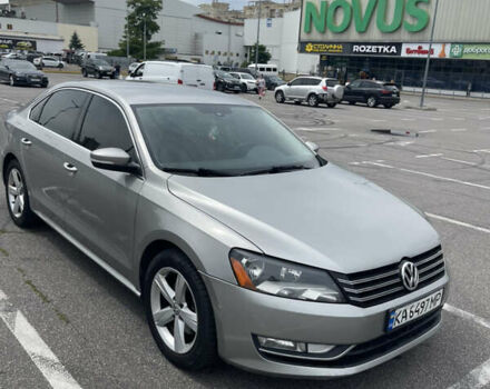 Сірий Фольксваген Пассат, об'ємом двигуна 2.5 л та пробігом 196 тис. км за 10500 $, фото 12 на Automoto.ua