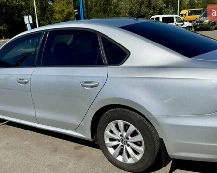 Серый Фольксваген Пассат, объемом двигателя 2.48 л и пробегом 187 тыс. км за 10300 $, фото 4 на Automoto.ua