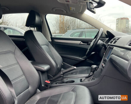 Серый Фольксваген Пассат, объемом двигателя 1.8 л и пробегом 165 тыс. км за 10500 $, фото 8 на Automoto.ua