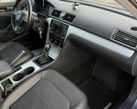 Серый Фольксваген Пассат, объемом двигателя 2 л и пробегом 258 тыс. км за 9900 $, фото 6 на Automoto.ua