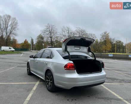 Серый Фольксваген Пассат, объемом двигателя 2.5 л и пробегом 230 тыс. км за 8700 $, фото 16 на Automoto.ua