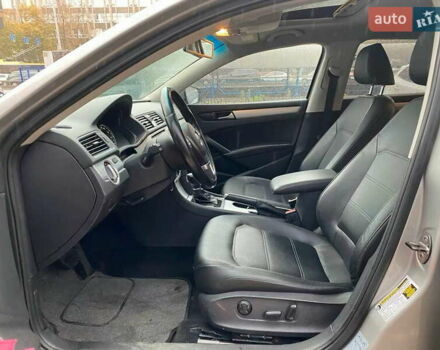 Сірий Фольксваген Пассат, об'ємом двигуна 2.5 л та пробігом 156 тис. км за 8999 $, фото 14 на Automoto.ua