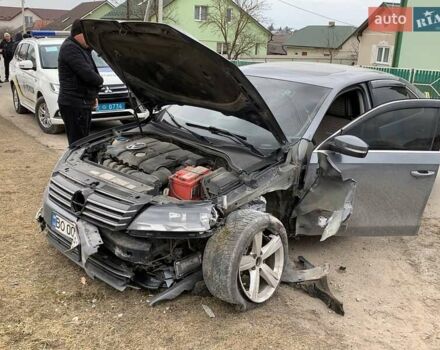 Серый Фольксваген Пассат, объемом двигателя 2.5 л и пробегом 210 тыс. км за 4200 $, фото 16 на Automoto.ua