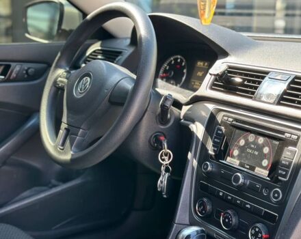 Сірий Фольксваген Пассат, об'ємом двигуна 2.5 л та пробігом 103 тис. км за 9800 $, фото 15 на Automoto.ua