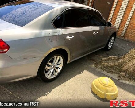 Серый Фольксваген Пассат, объемом двигателя 1.8 л и пробегом 220 тыс. км за 12500 $, фото 3 на Automoto.ua