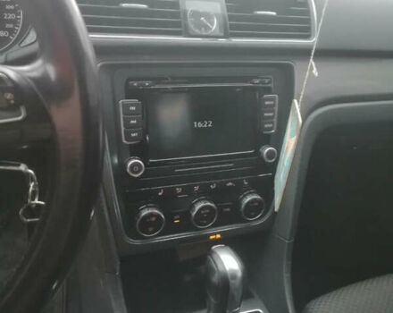 Серый Фольксваген Пассат, объемом двигателя 2.5 л и пробегом 233 тыс. км за 10000 $, фото 6 на Automoto.ua