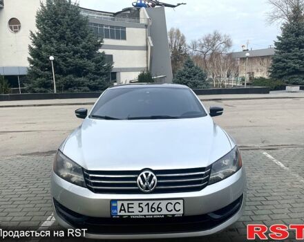 Сірий Фольксваген Пассат, об'ємом двигуна 2.5 л та пробігом 176 тис. км за 9500 $, фото 11 на Automoto.ua
