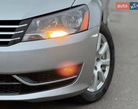 Серый Фольксваген Пассат, объемом двигателя 2.5 л и пробегом 236 тыс. км за 11800 $, фото 6 на Automoto.ua