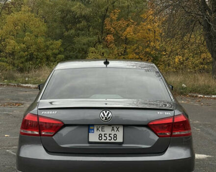 Серый Фольксваген Пассат, объемом двигателя 1.97 л и пробегом 234 тыс. км за 14000 $, фото 2 на Automoto.ua