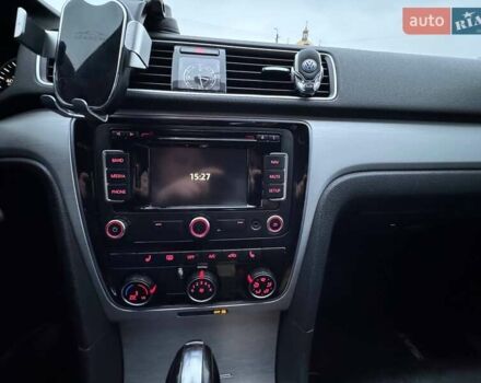 Серый Фольксваген Пассат, объемом двигателя 2.5 л и пробегом 236 тыс. км за 11800 $, фото 33 на Automoto.ua