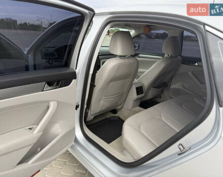 Серый Фольксваген Пассат, объемом двигателя 1.97 л и пробегом 176 тыс. км за 12300 $, фото 8 на Automoto.ua