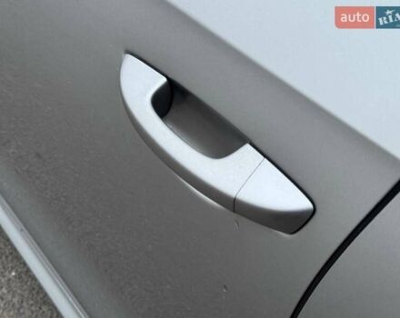 Серый Фольксваген Пассат, объемом двигателя 2.5 л и пробегом 236 тыс. км за 11800 $, фото 16 на Automoto.ua