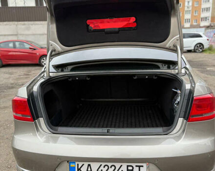 Серый Фольксваген Пассат, объемом двигателя 1.98 л и пробегом 215 тыс. км за 12900 $, фото 6 на Automoto.ua