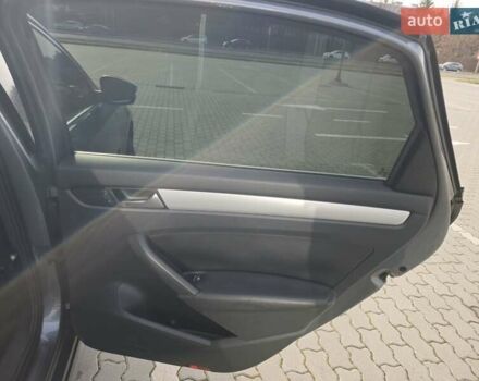 Серый Фольксваген Пассат, объемом двигателя 1.97 л и пробегом 206 тыс. км за 10700 $, фото 10 на Automoto.ua