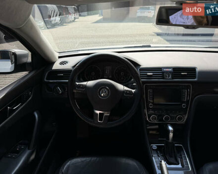 Сірий Фольксваген Пассат, об'ємом двигуна 2 л та пробігом 268 тис. км за 11500 $, фото 19 на Automoto.ua