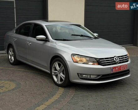 Сірий Фольксваген Пассат, об'ємом двигуна 2 л та пробігом 204 тис. км за 9800 $, фото 5 на Automoto.ua
