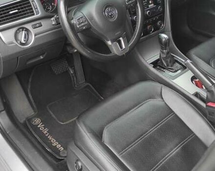 Сірий Фольксваген Пассат, об'ємом двигуна 1.8 л та пробігом 200 тис. км за 11499 $, фото 18 на Automoto.ua