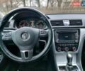 Серый Фольксваген Пассат, объемом двигателя 2.5 л и пробегом 219 тыс. км за 9800 $, фото 7 на Automoto.ua