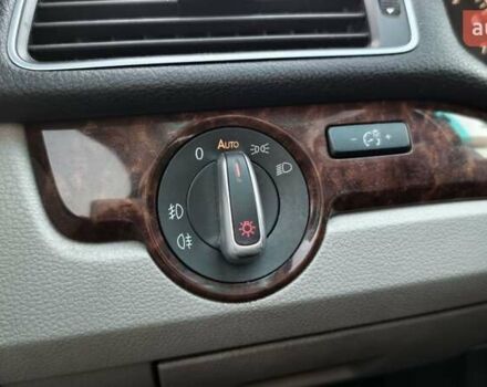 Серый Фольксваген Пассат, объемом двигателя 2.5 л и пробегом 207 тыс. км за 12500 $, фото 18 на Automoto.ua