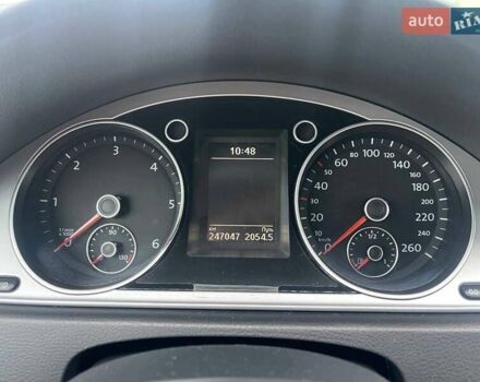 Серый Фольксваген Пассат, объемом двигателя 1.97 л и пробегом 240 тыс. км за 12490 $, фото 18 на Automoto.ua