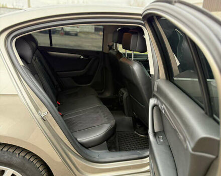 Серый Фольксваген Пассат, объемом двигателя 1.98 л и пробегом 215 тыс. км за 12900 $, фото 10 на Automoto.ua