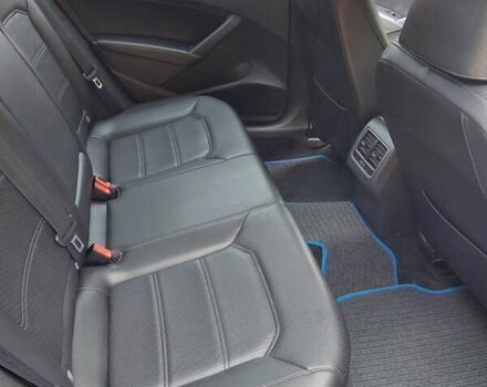 Серый Фольксваген Пассат, объемом двигателя 2.48 л и пробегом 219 тыс. км за 9800 $, фото 16 на Automoto.ua