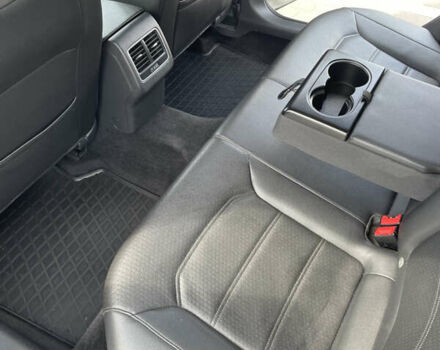 Сірий Фольксваген Пассат, об'ємом двигуна 2.5 л та пробігом 221 тис. км за 11300 $, фото 12 на Automoto.ua