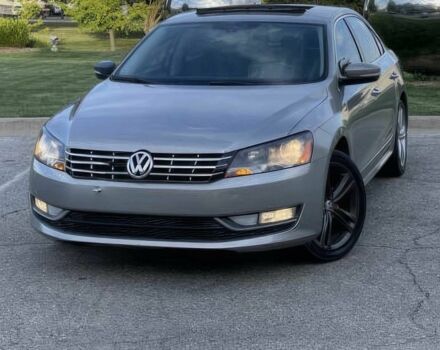 Серый Фольксваген Пассат, объемом двигателя 2 л и пробегом 85 тыс. км за 2300 $, фото 2 на Automoto.ua