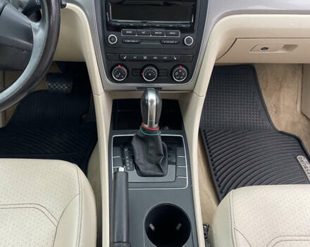 Серый Фольксваген Пассат, объемом двигателя 1.8 л и пробегом 165 тыс. км за 7999 $, фото 22 на Automoto.ua