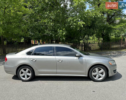 Сірий Фольксваген Пассат, об'ємом двигуна 1.8 л та пробігом 176 тис. км за 10190 $, фото 9 на Automoto.ua
