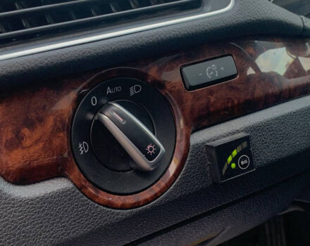 Сірий Фольксваген Пассат, об'ємом двигуна 2.5 л та пробігом 284 тис. км за 10300 $, фото 13 на Automoto.ua