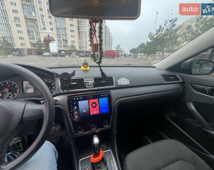 Серый Фольксваген Пассат, объемом двигателя 2.48 л и пробегом 177 тыс. км за 11400 $, фото 9 на Automoto.ua