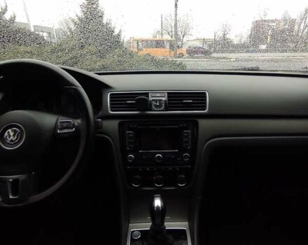 Серый Фольксваген Пассат, объемом двигателя 1.8 л и пробегом 208 тыс. км за 10700 $, фото 30 на Automoto.ua