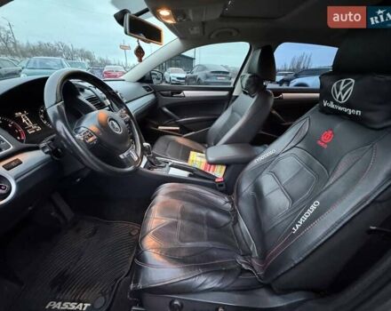 Серый Фольксваген Пассат, объемом двигателя 2.5 л и пробегом 236 тыс. км за 11800 $, фото 18 на Automoto.ua