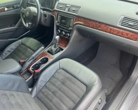 Серый Фольксваген Пассат, объемом двигателя 2 л и пробегом 150 тыс. км за 13000 $, фото 5 на Automoto.ua