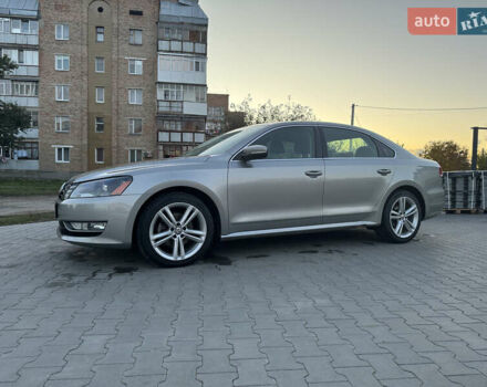 Серый Фольксваген Пассат, объемом двигателя 1.97 л и пробегом 291 тыс. км за 13000 $, фото 3 на Automoto.ua