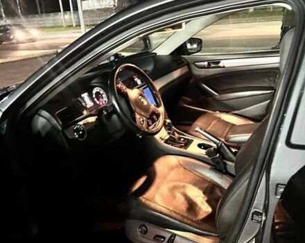 Сірий Фольксваген Пассат, об'ємом двигуна 2 л та пробігом 278 тис. км за 10500 $, фото 5 на Automoto.ua