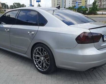 Серый Фольксваген Пассат, объемом двигателя 2.5 л и пробегом 219 тыс. км за 12000 $, фото 6 на Automoto.ua