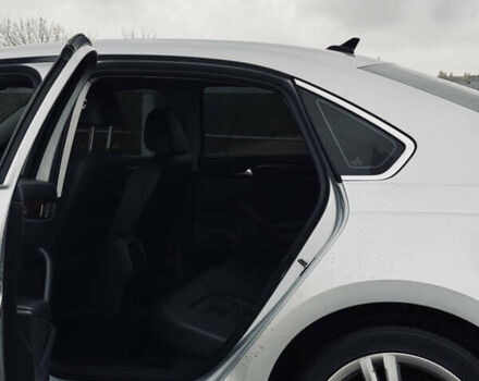 Фольксваген Пассат 2013 у Прилуках на Automoto.ua Сірий Фольксваген Пассат, об'ємом двигуна 2 л та пробігом 178 тис. км за 12500 $, фото 37 на Automoto.ua