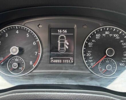 Фольксваген Пассат 2013 в Львове на Automoto.ua Серый Фольксваген Пассат, объемом двигателя 2.5 л и пробегом 255 тыс. км за 10100 $, фото 12 на Automoto.ua