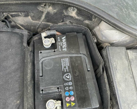 Сірий Фольксваген Пассат, об'ємом двигуна 1.8 л та пробігом 176 тис. км за 10190 $, фото 32 на Automoto.ua