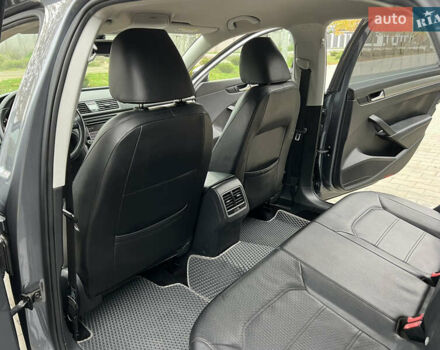 Сірий Фольксваген Пассат, об'ємом двигуна 2.5 л та пробігом 210 тис. км за 9700 $, фото 52 на Automoto.ua