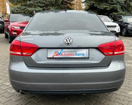 Фольксваген Пассат 2013 в Кривом Роге на Automoto.ua Серый Фольксваген Пассат, объемом двигателя 2.5 л и пробегом 185 тыс. км за 9400 $, фото 5 на Automoto.ua