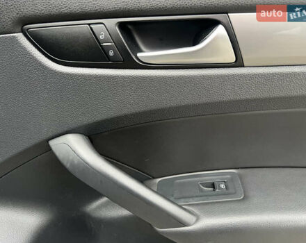 Сірий Фольксваген Пассат, об'ємом двигуна 1.97 л та пробігом 177 тис. км за 11800 $, фото 24 на Automoto.ua