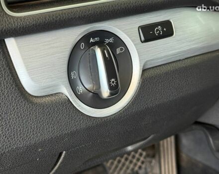 Серый Фольксваген Пассат, объемом двигателя 2.5 л и пробегом 217 тыс. км за 10640 $, фото 9 на Automoto.ua